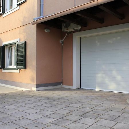 Holiday Home Old Town - Great Location 닌 외부 사진